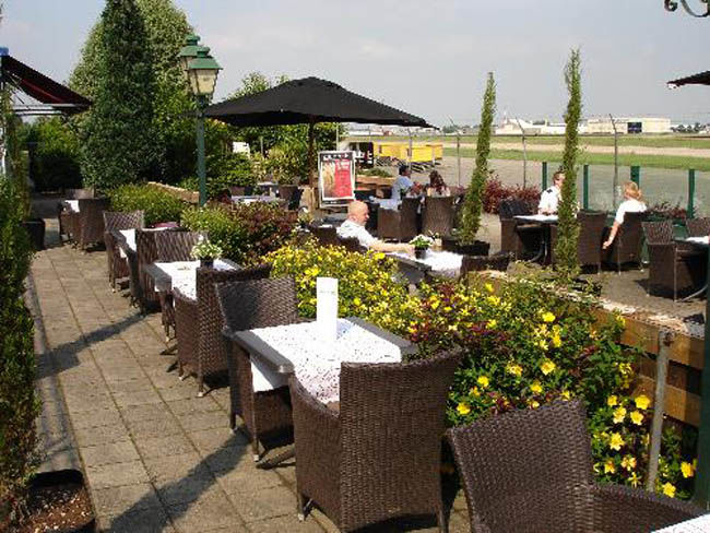 Tulip Inn Maastricht Aachen Airport Exteriör bild